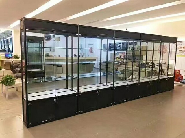 ���ڸ���ˇ�g(sh��)Ʒչʾ���� �a(ch��n)Ʒ���uչ�����U